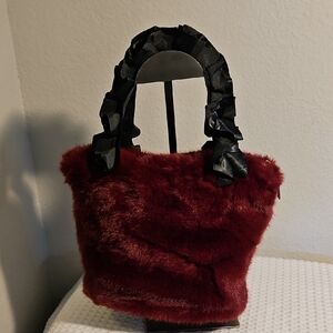 Coco & Carmen Fluffy Fur Tote Bag